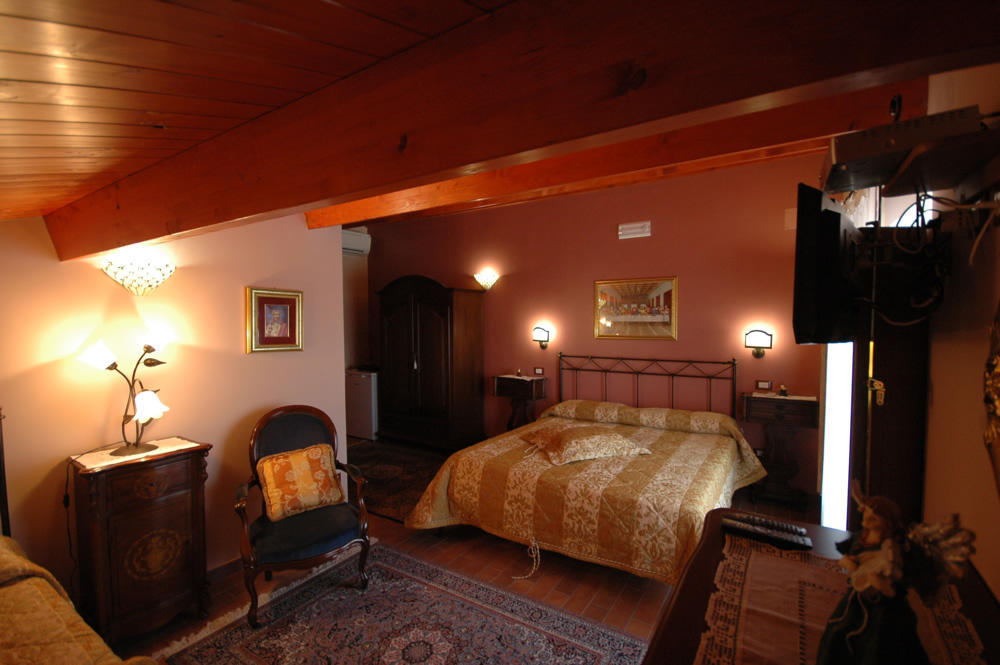 B&B La Ginestra 奇维塔 外观 照片