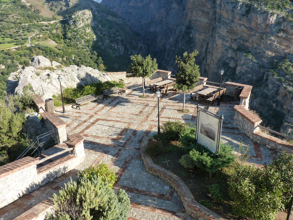 B&B La Ginestra 奇维塔 外观 照片